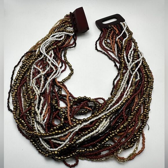 20" multi-strand glass seed beads necklace with large acrylic clasp! - Picture 12 of 14